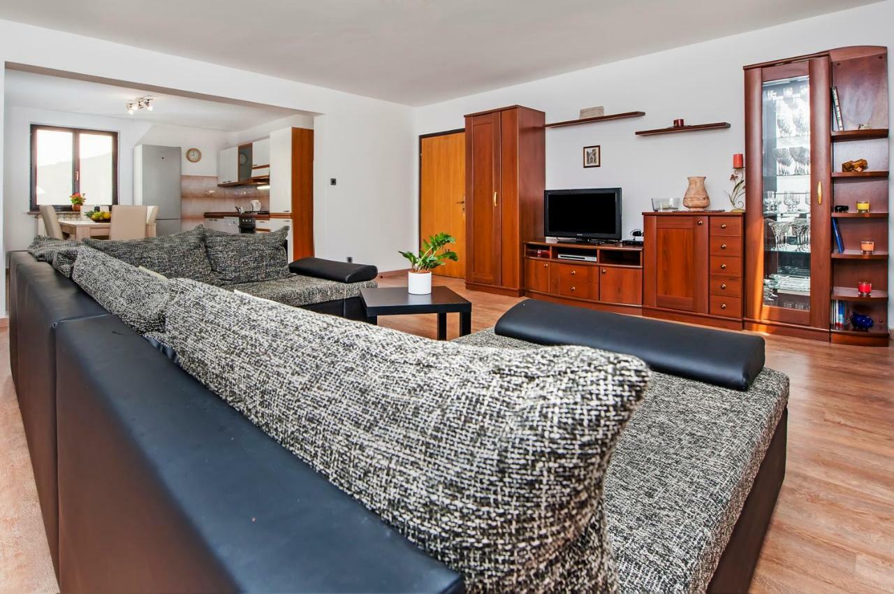 Apartment Nika Rovinj Exterior foto
